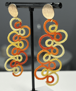 Ohrringe Curves in orangerotgelb von LovemadeCrafts