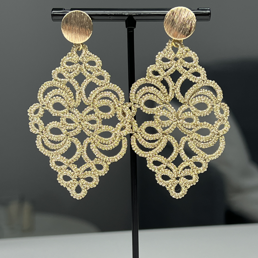 Ohrringe Vivien in gold metallic von LovemadeCrafts