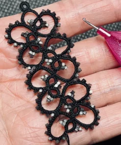 Armband Emelie in schwarz von LovemadeCrafts