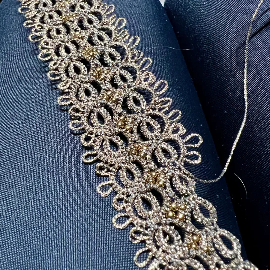 Kropfband Karla von LovemadeCrafts, Work in Progress, handmade